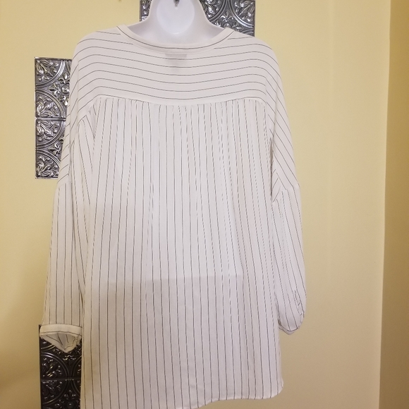 Black & White Classic Flowy Lightweight XXL - Picture 3 of 5